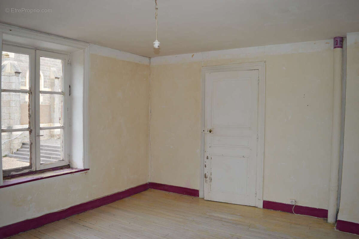 Maison à SAINT-HAON-LE-VIEUX