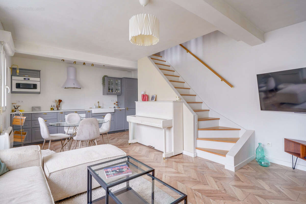 Appartement à BORDEAUX