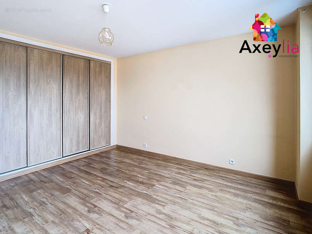 Appartement à ROANNE