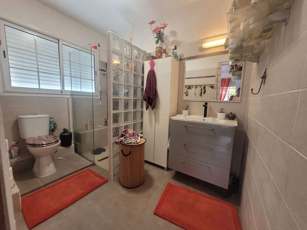 Maison à BAIE-MAHAULT