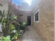 Maison à BAIE-MAHAULT