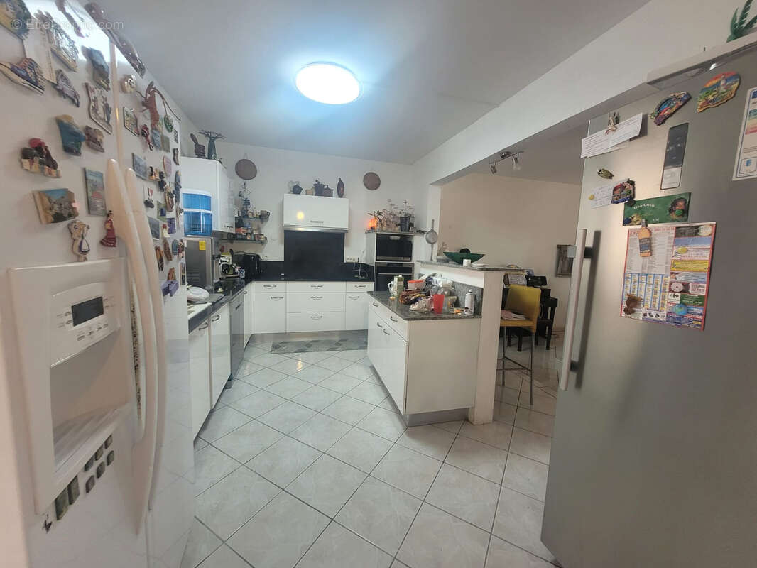 Maison à BAIE-MAHAULT