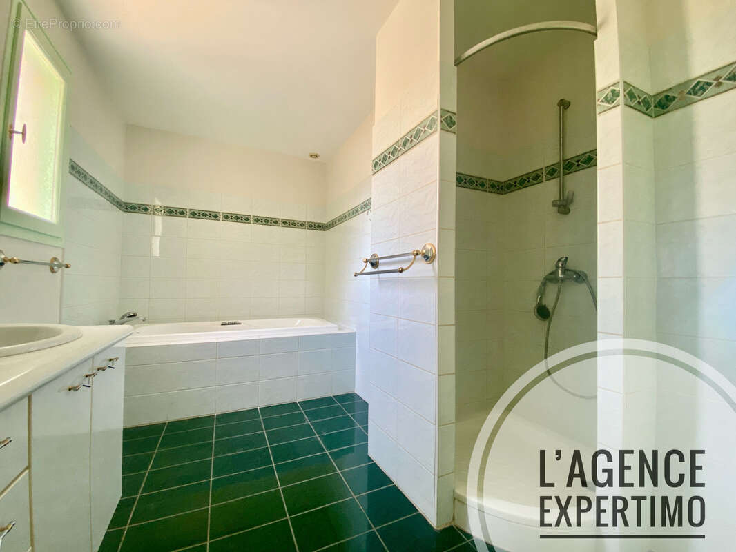 Maison à BOURG-SAINT-ANDEOL