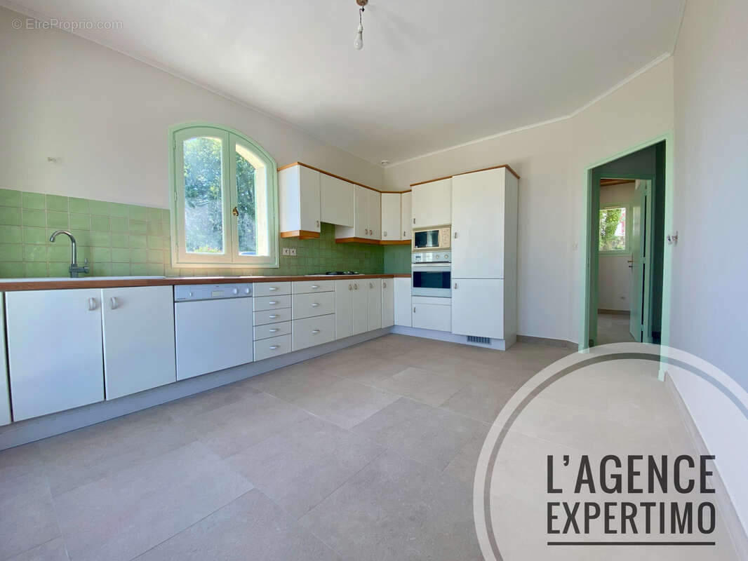 Maison à BOURG-SAINT-ANDEOL