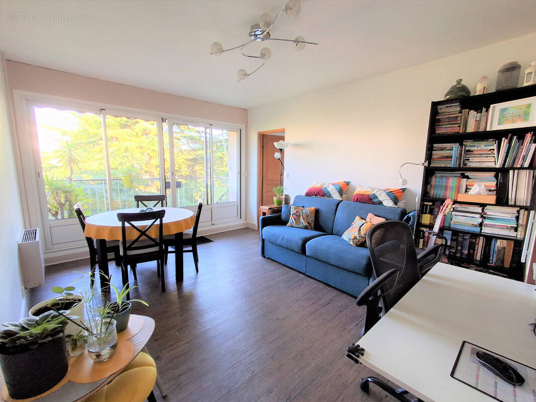 Appartement à CHENNEVIERES-SUR-MARNE