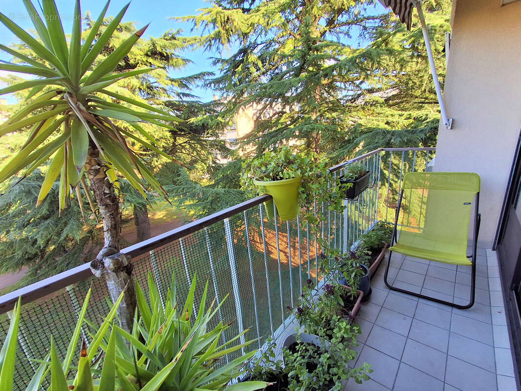 Appartement à CHENNEVIERES-SUR-MARNE