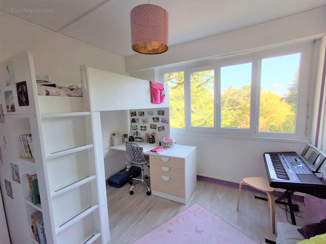 Appartement à CHENNEVIERES-SUR-MARNE