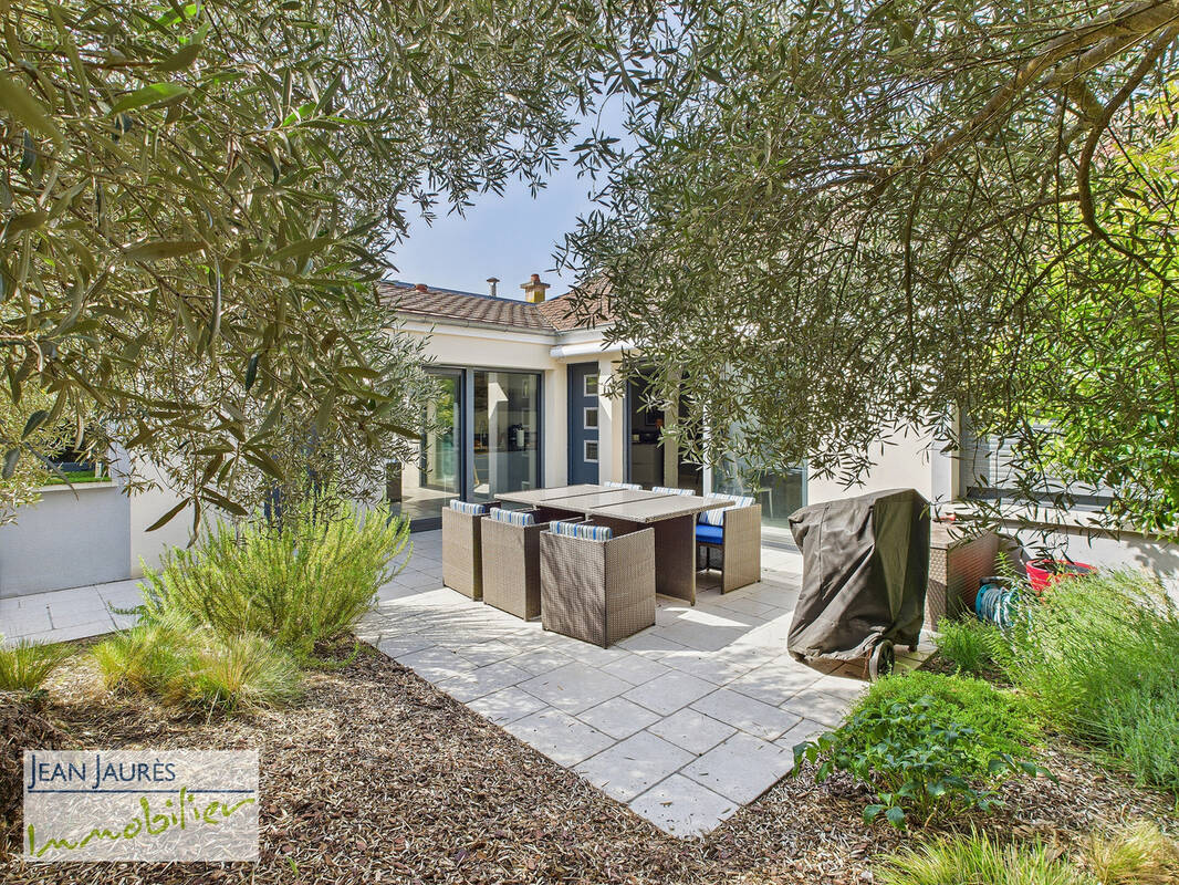 Autre à SAINTE-SAVINE