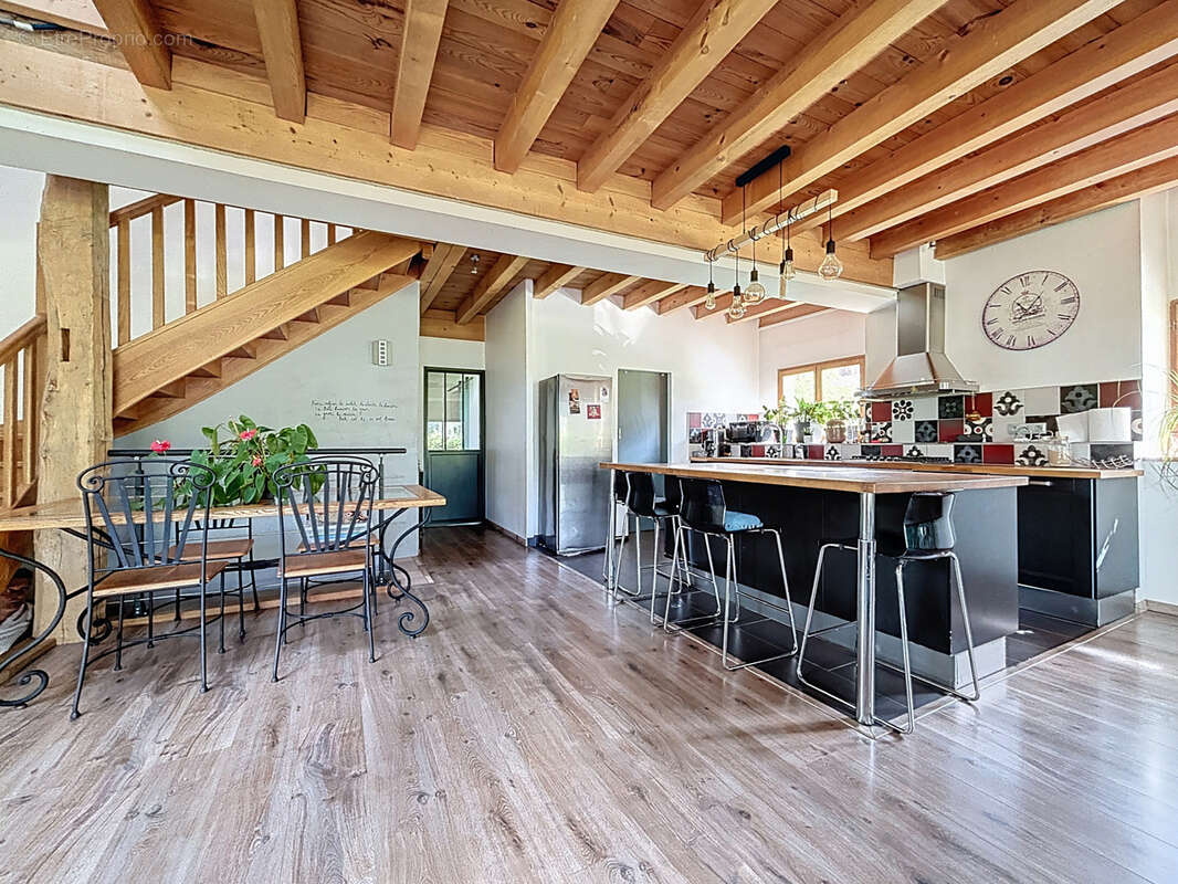 Maison à AIX-LES-BAINS