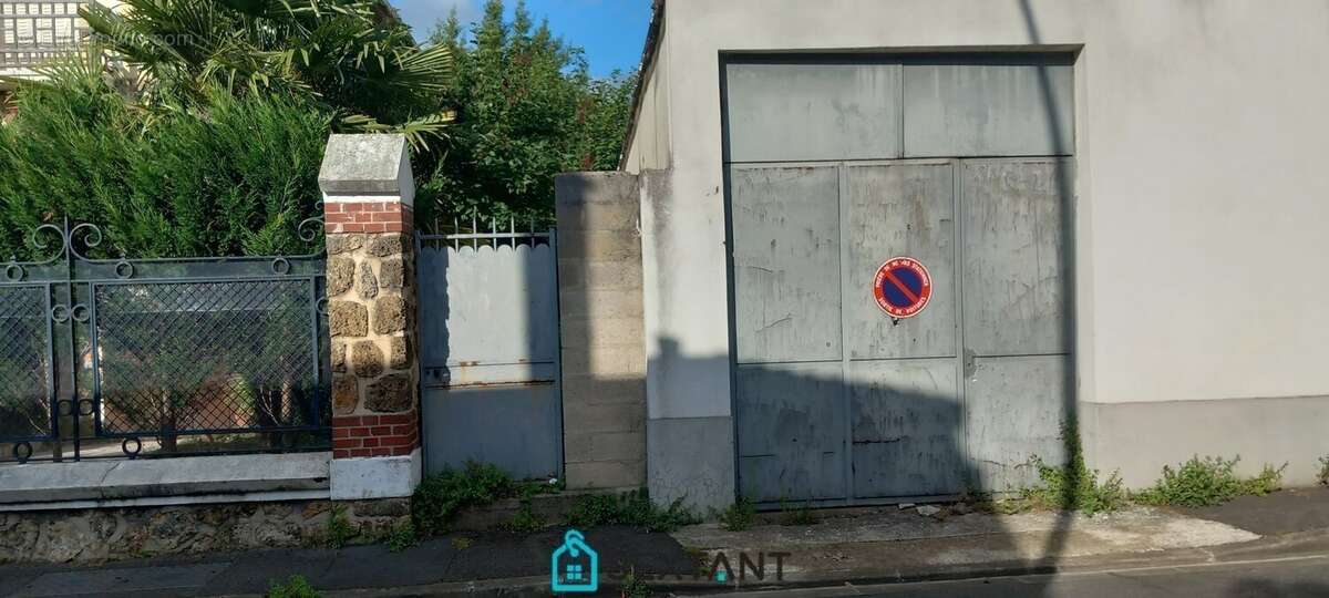 Commerce à LE PERREUX-SUR-MARNE