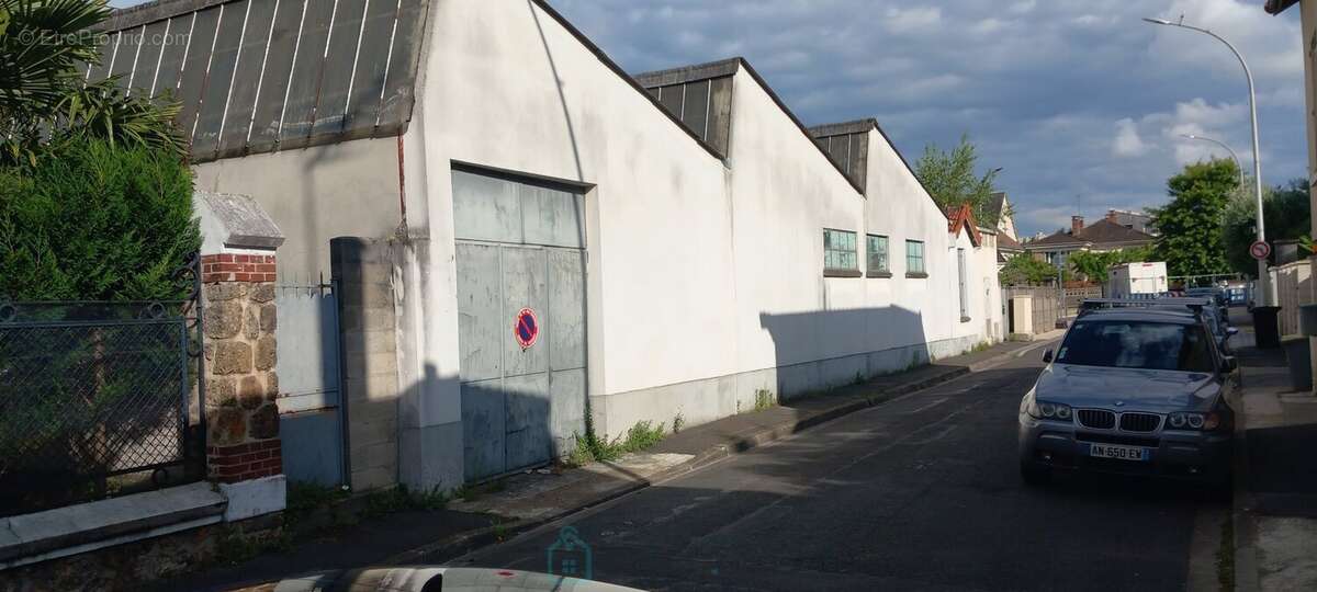 Commerce à LE PERREUX-SUR-MARNE