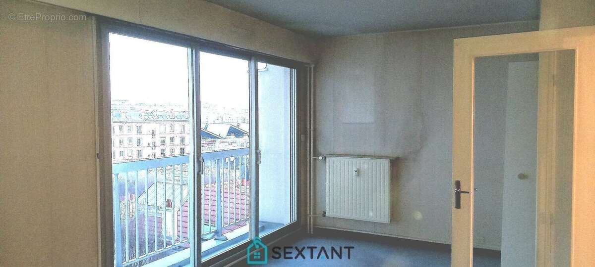 Appartement à PARIS-18E