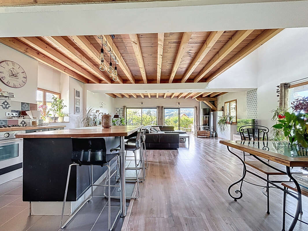 Maison à AIX-LES-BAINS