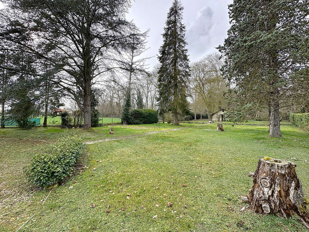 Maison à SOISY-SUR-ECOLE
