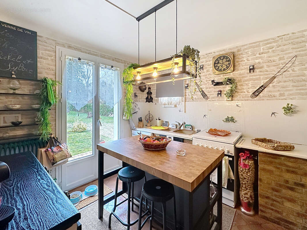 Maison à SOISY-SUR-ECOLE