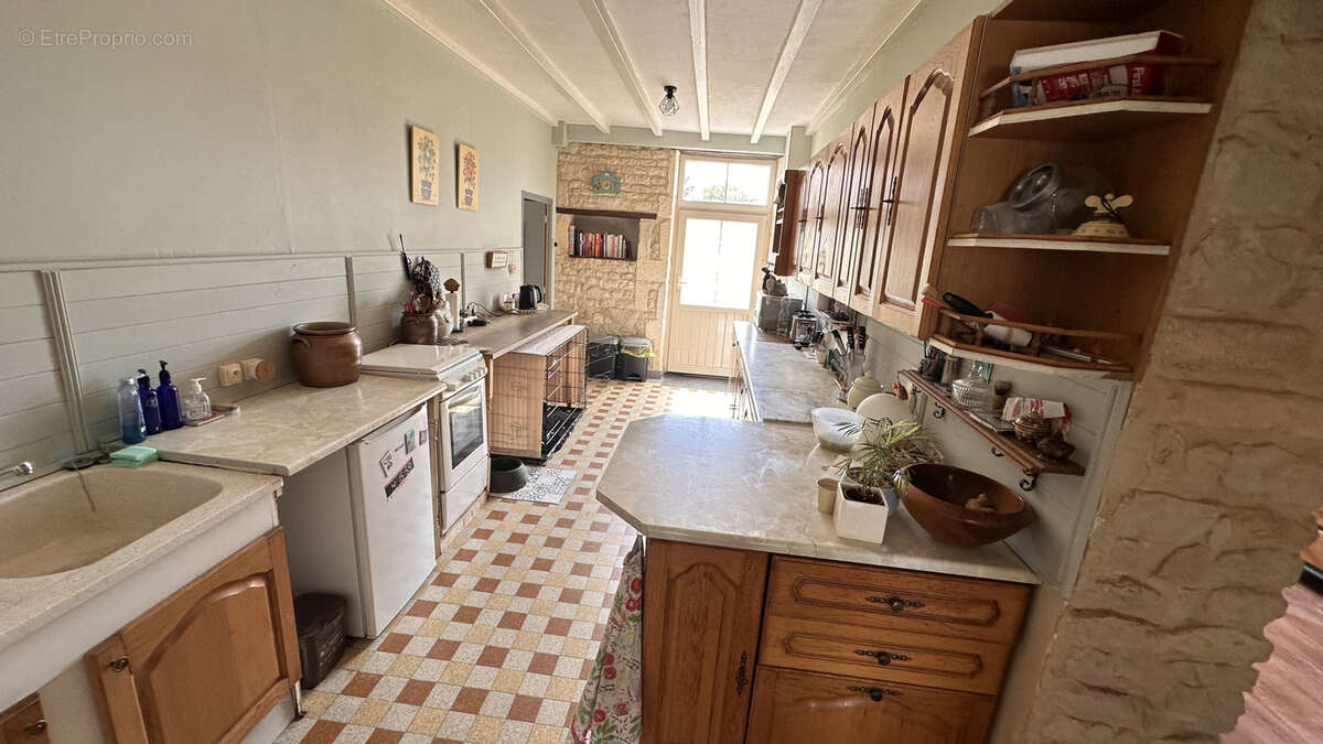 Maison à LOIRE-SUR-NIE