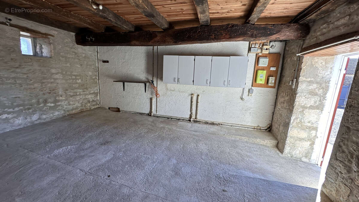 Maison à LA CROIX-COMTESSE