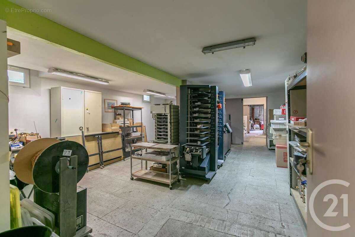 Maison à SAINT-MAUR-DES-FOSSES