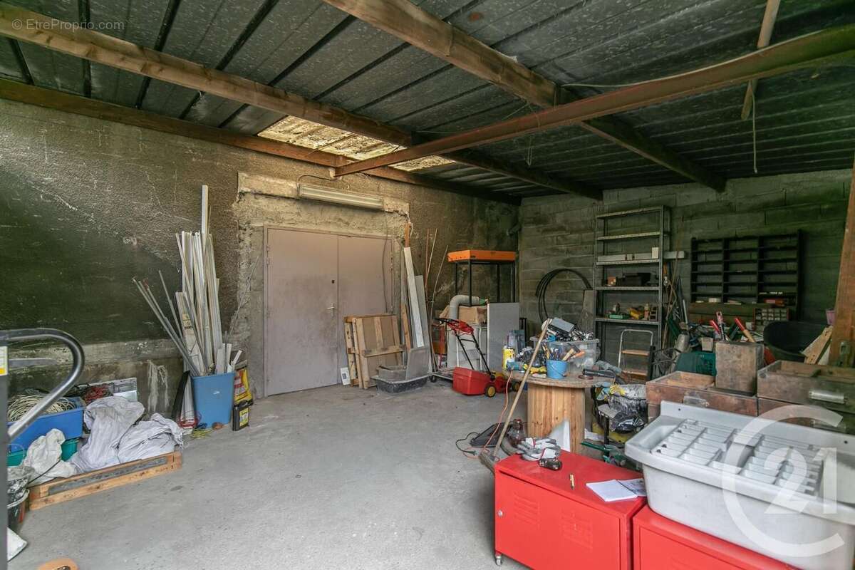 Maison à SAINT-MAUR-DES-FOSSES