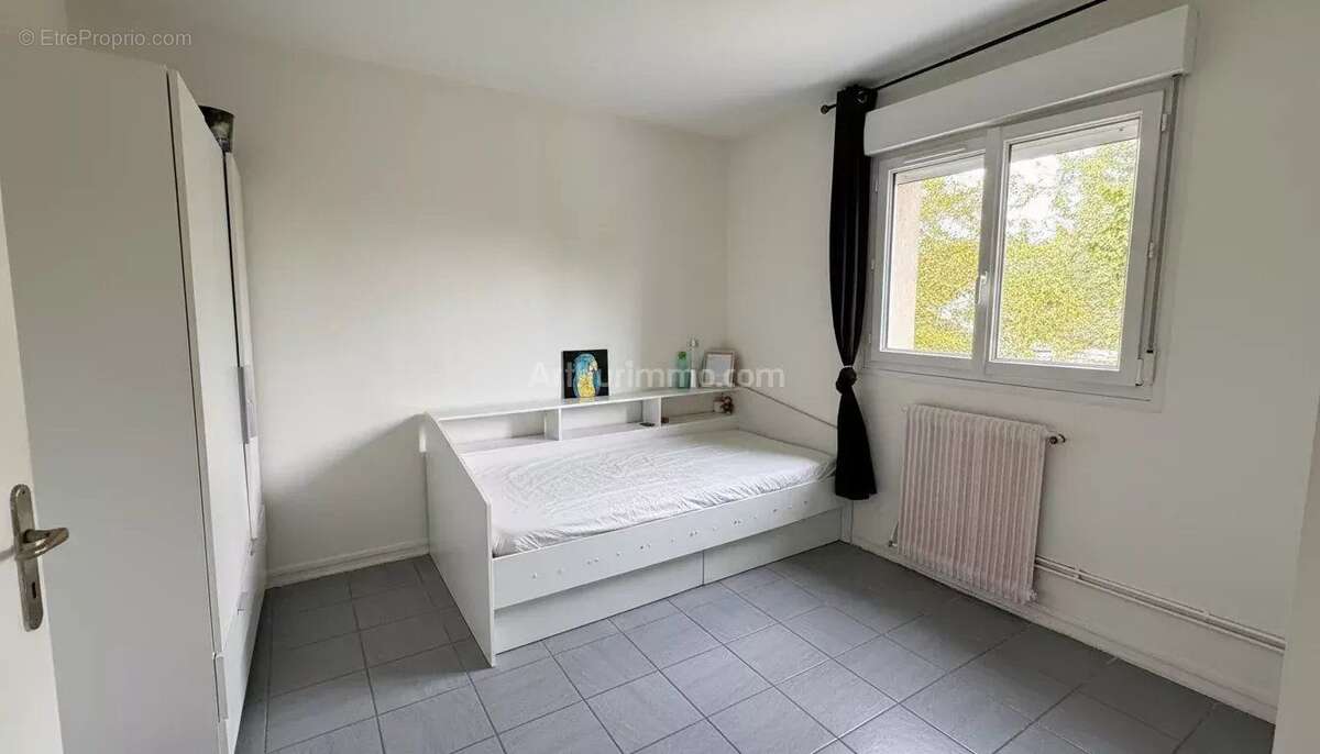 Maison à SAINT-FARGEAU-PONTHIERRY