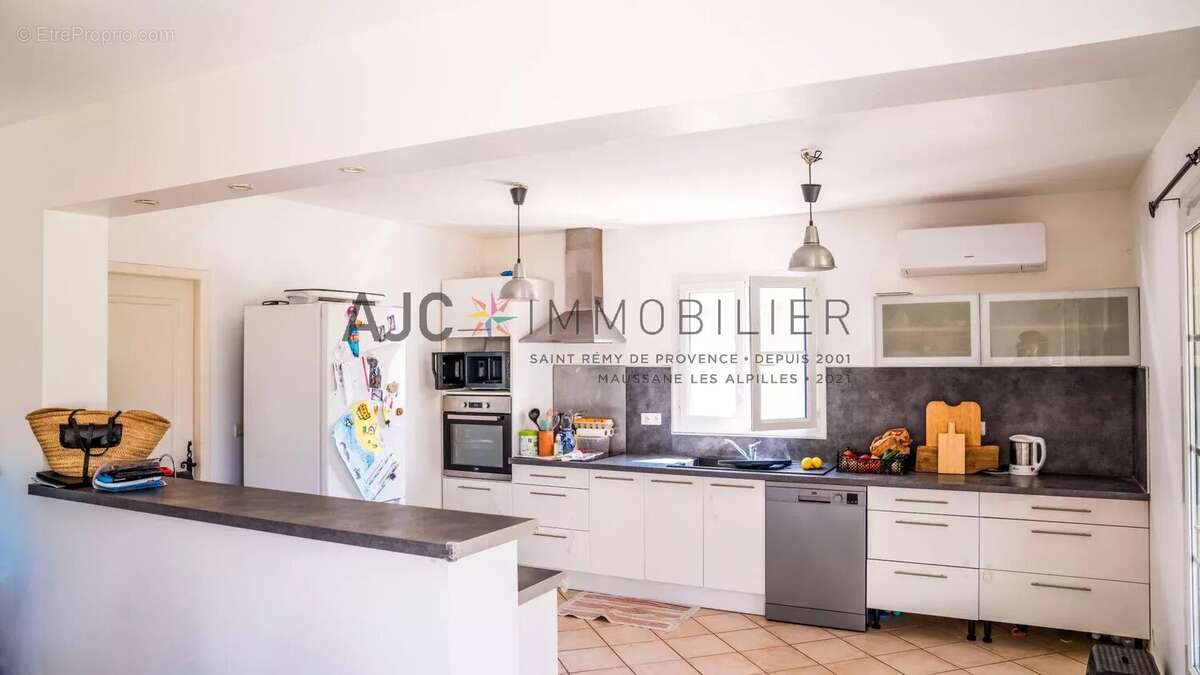 Maison à SAINT-REMY-DE-PROVENCE