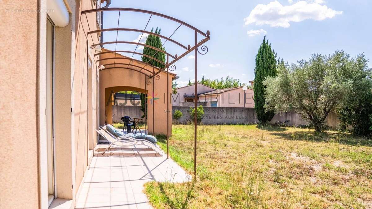 Maison à SAINT-REMY-DE-PROVENCE