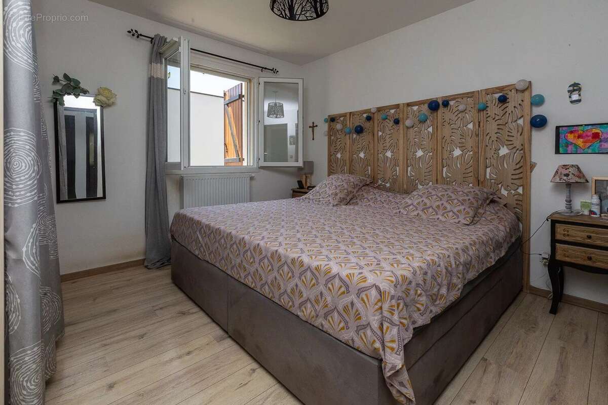 Maison à PORCIEU-AMBLAGNIEU