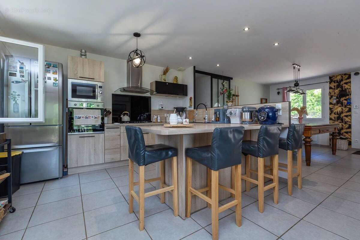 Maison à PORCIEU-AMBLAGNIEU