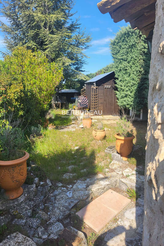 Maison à REVEST-DU-BION