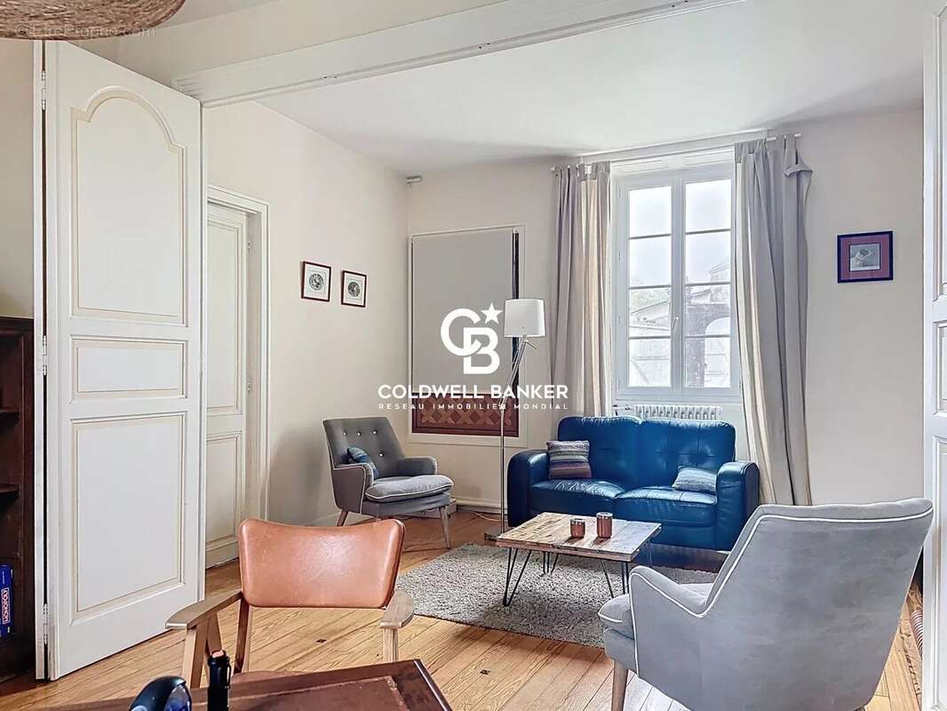 Maison à CHERVES-RICHEMONT