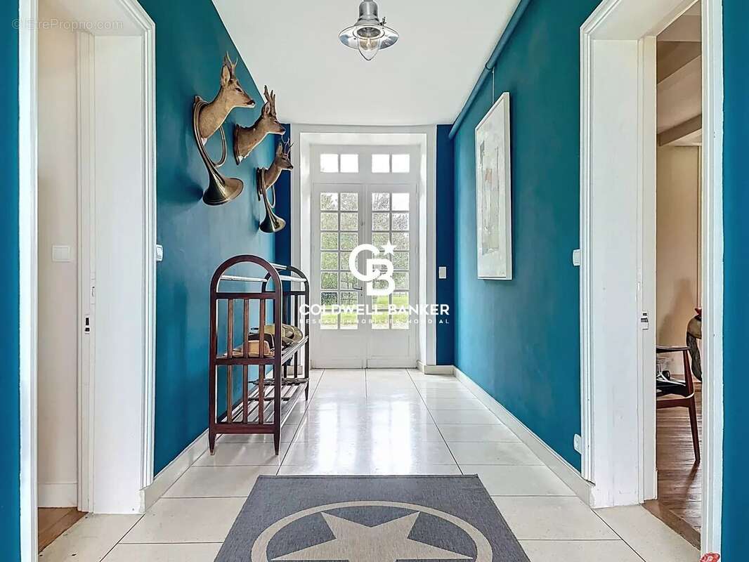 Maison à CHERVES-RICHEMONT