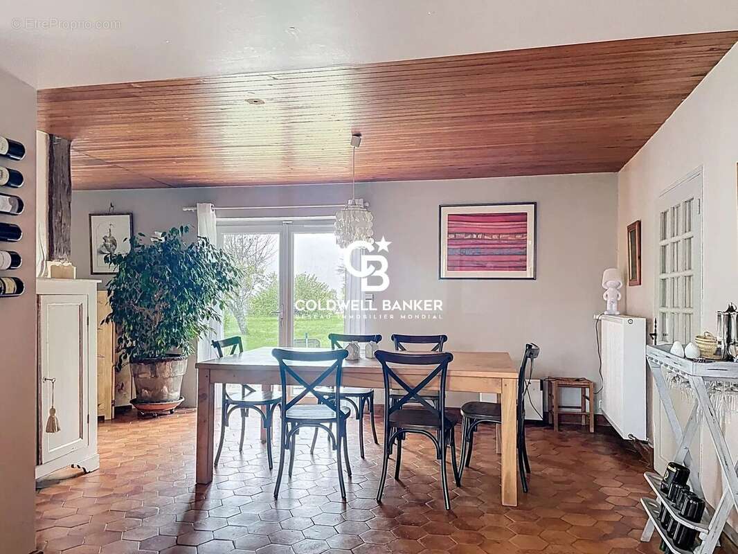 Maison à CHERVES-RICHEMONT