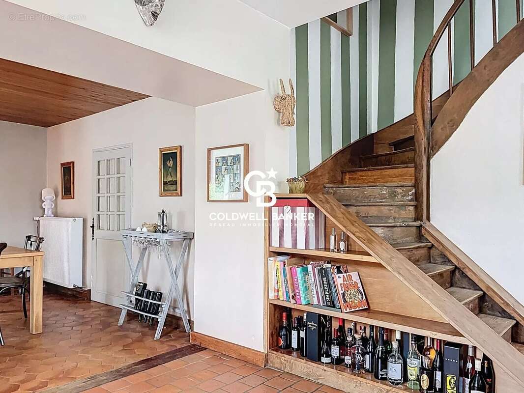 Maison à CHERVES-RICHEMONT