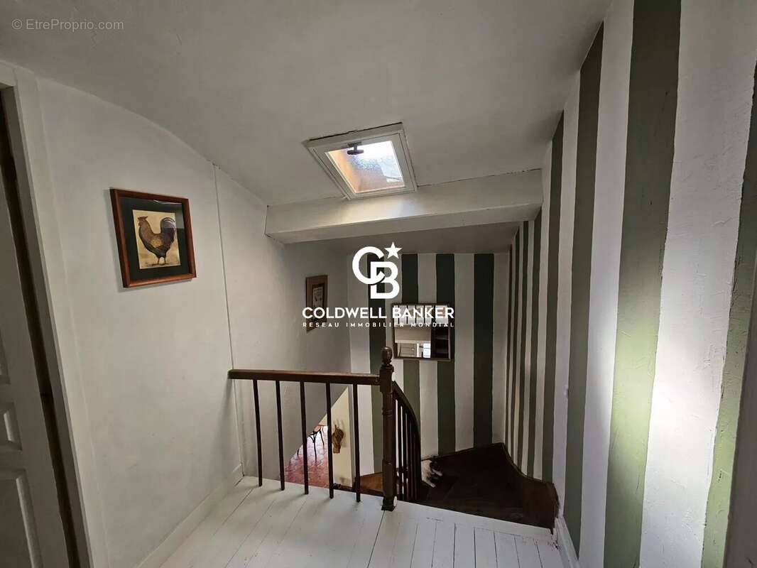 Maison à CHERVES-RICHEMONT