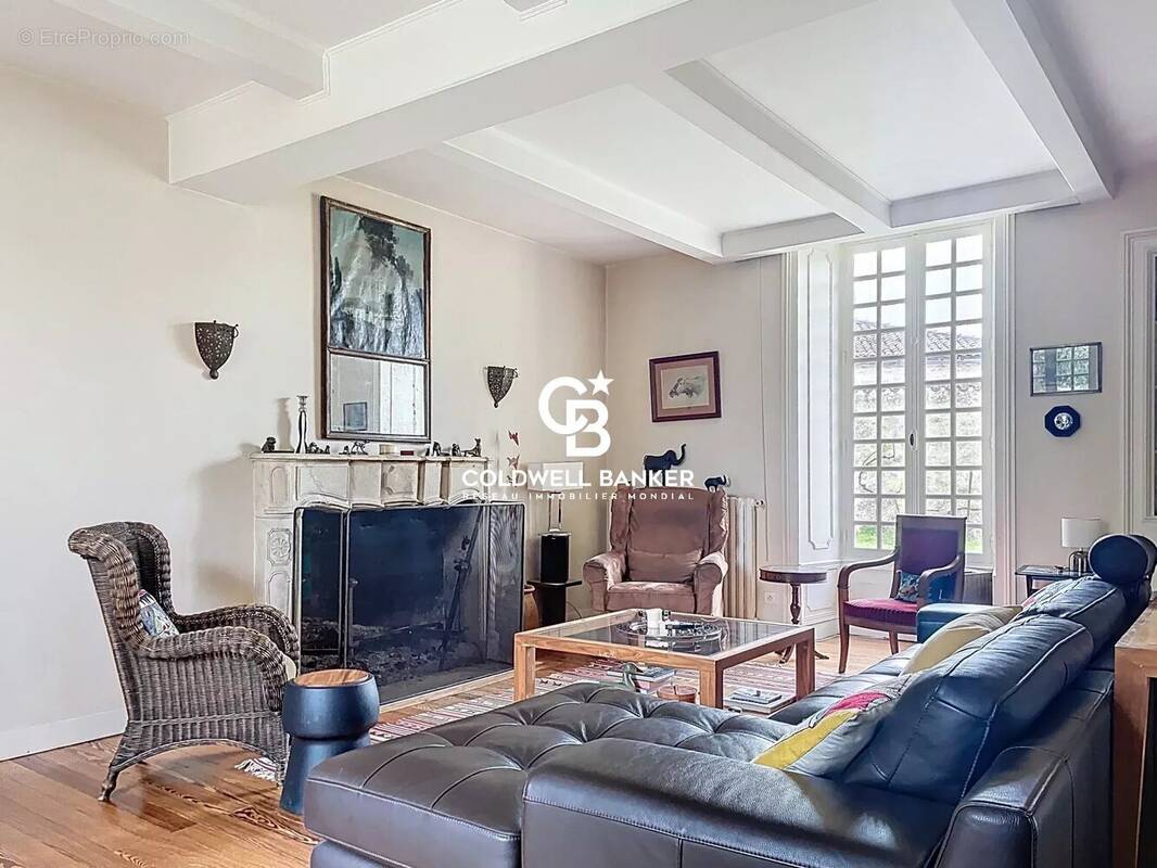 Maison à CHERVES-RICHEMONT