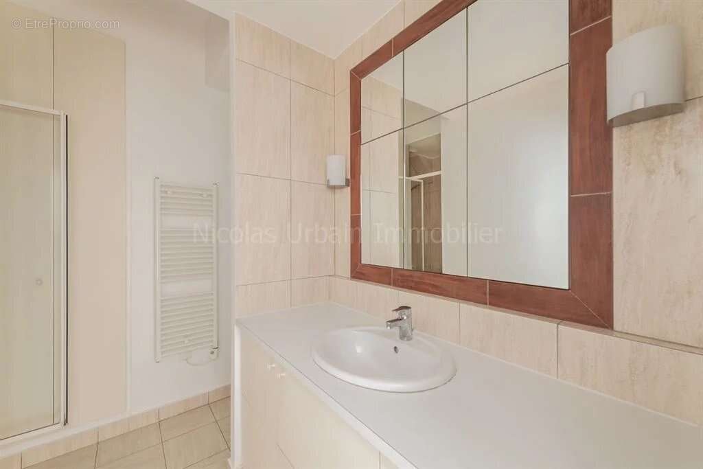 Appartement à PARIS-7E