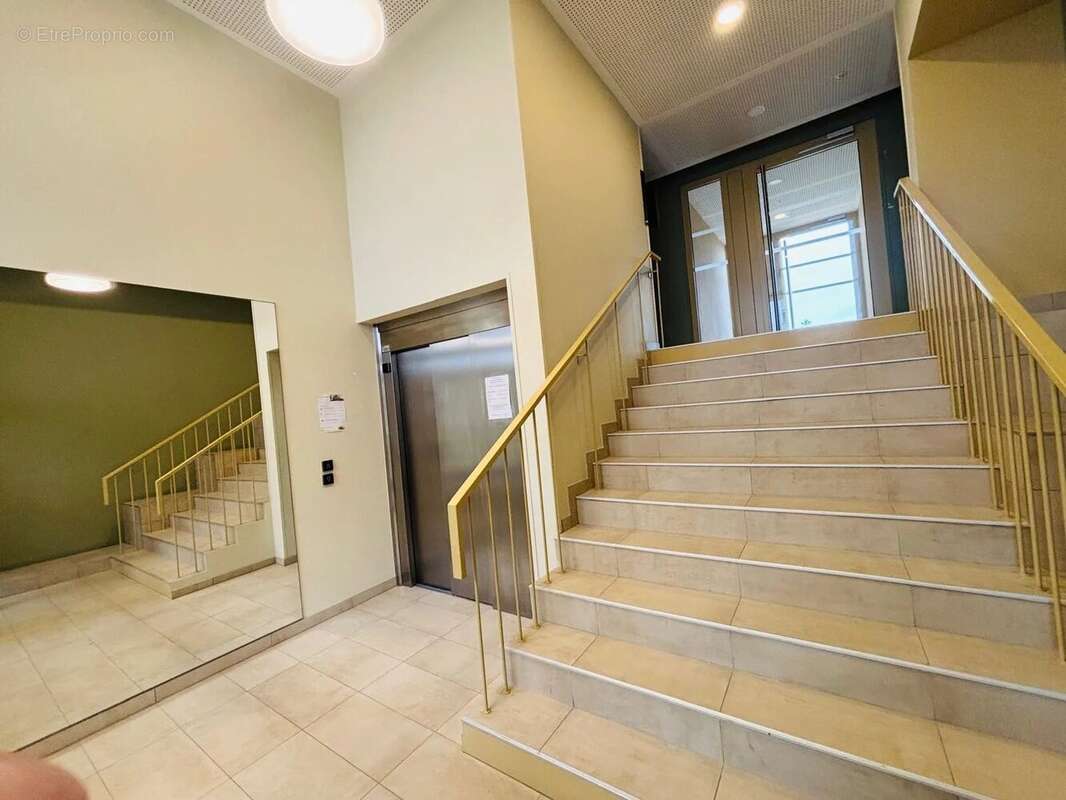 Appartement à CLICHY-SOUS-BOIS