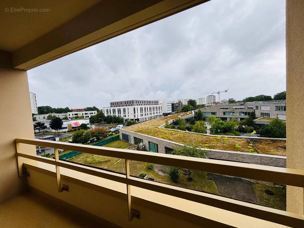 Appartement à CLICHY-SOUS-BOIS