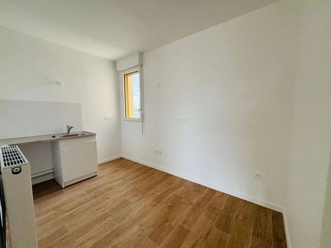 Appartement à CLICHY-SOUS-BOIS