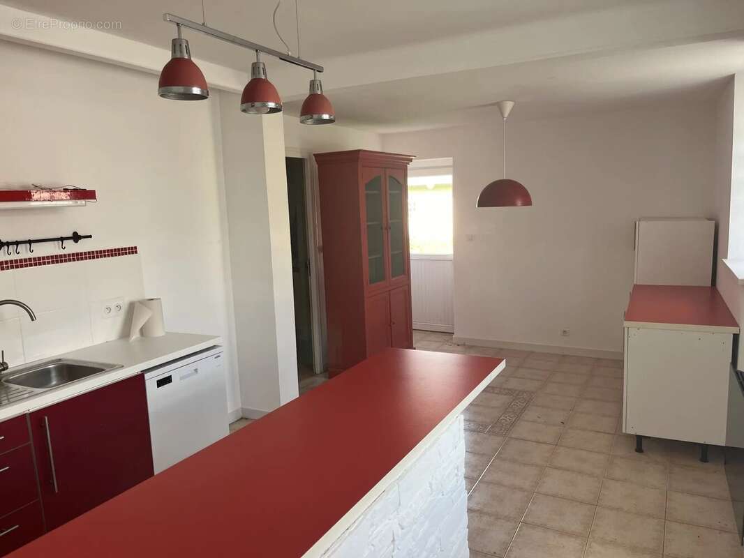 Maison à MINIAC-MORVAN