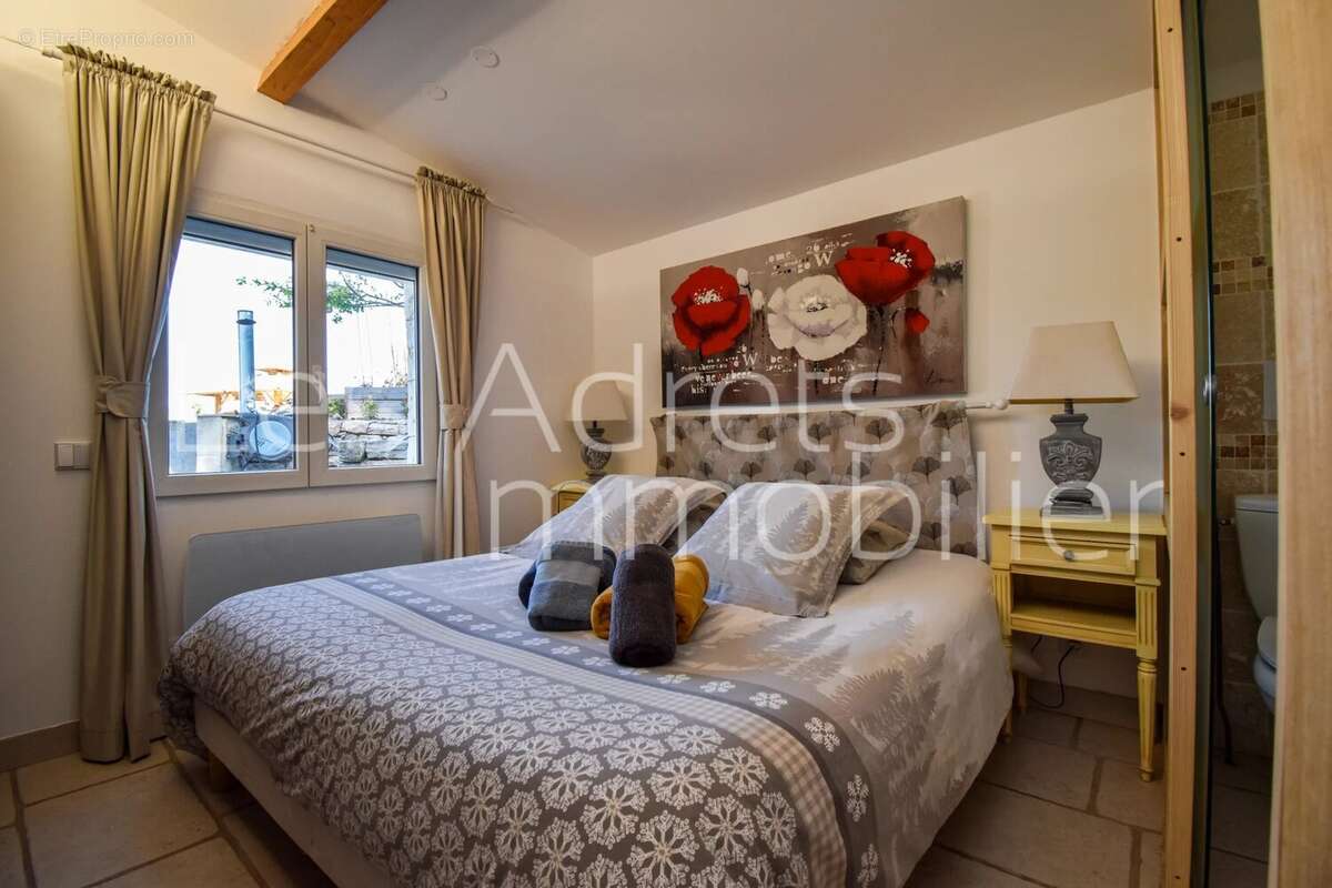 Maison à LES ADRETS-DE-L&#039;ESTEREL