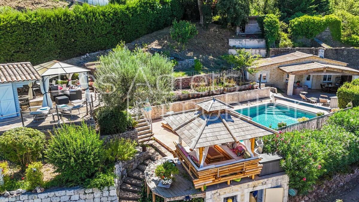 Maison à LES ADRETS-DE-L&#039;ESTEREL