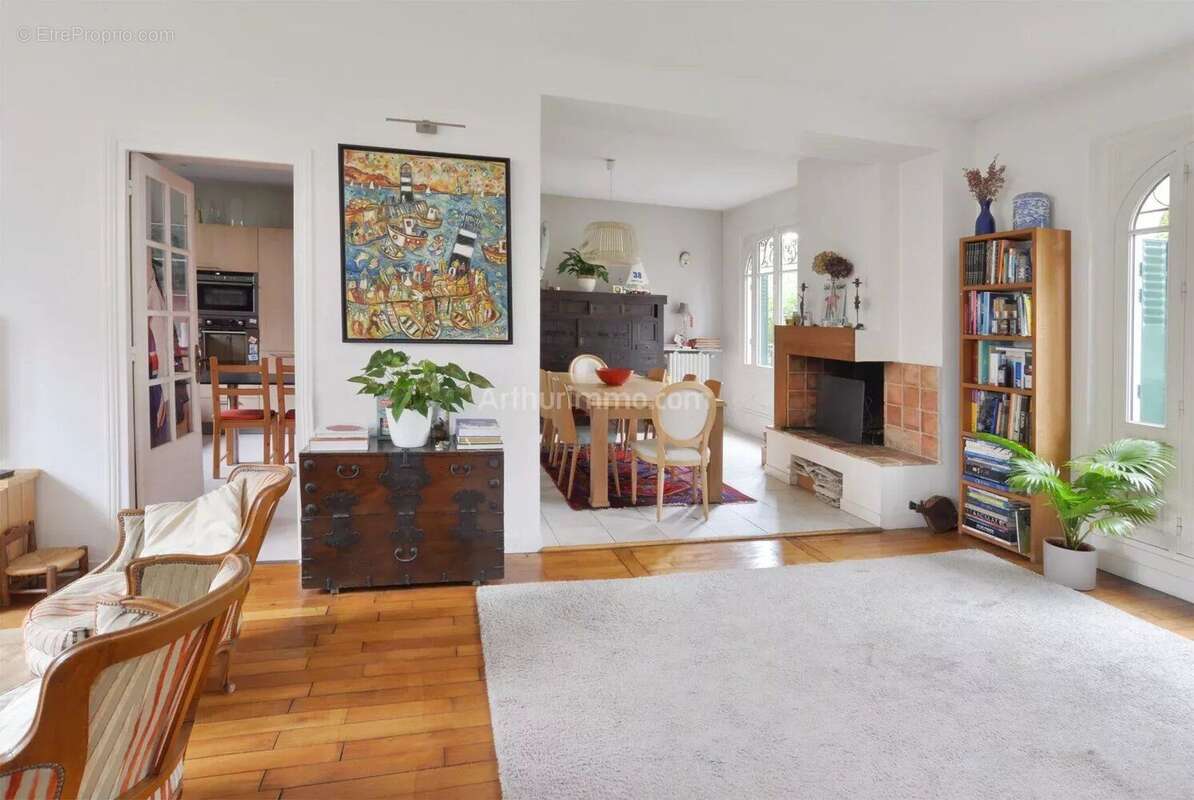 Maison à LE PERREUX-SUR-MARNE