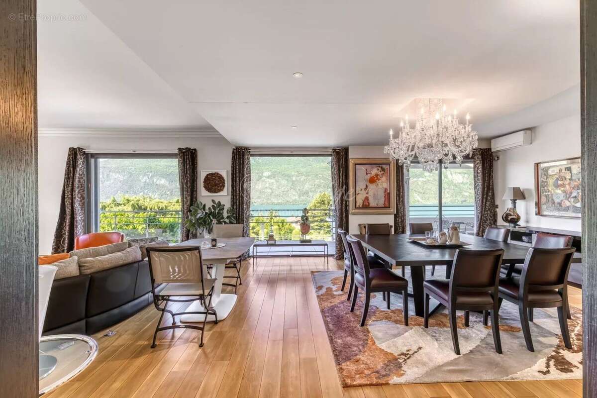 Maison à BRISON-SAINT-INNOCENT