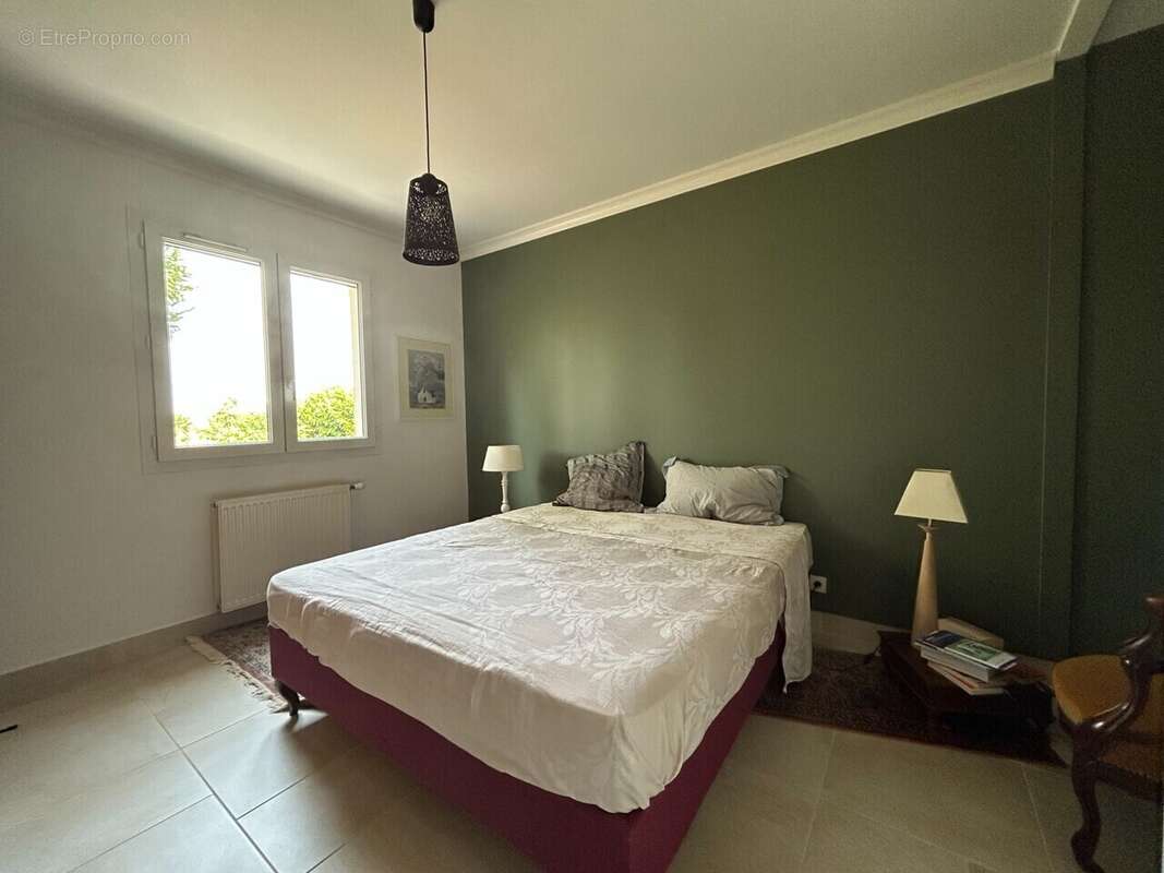 Maison à GENISSIEUX