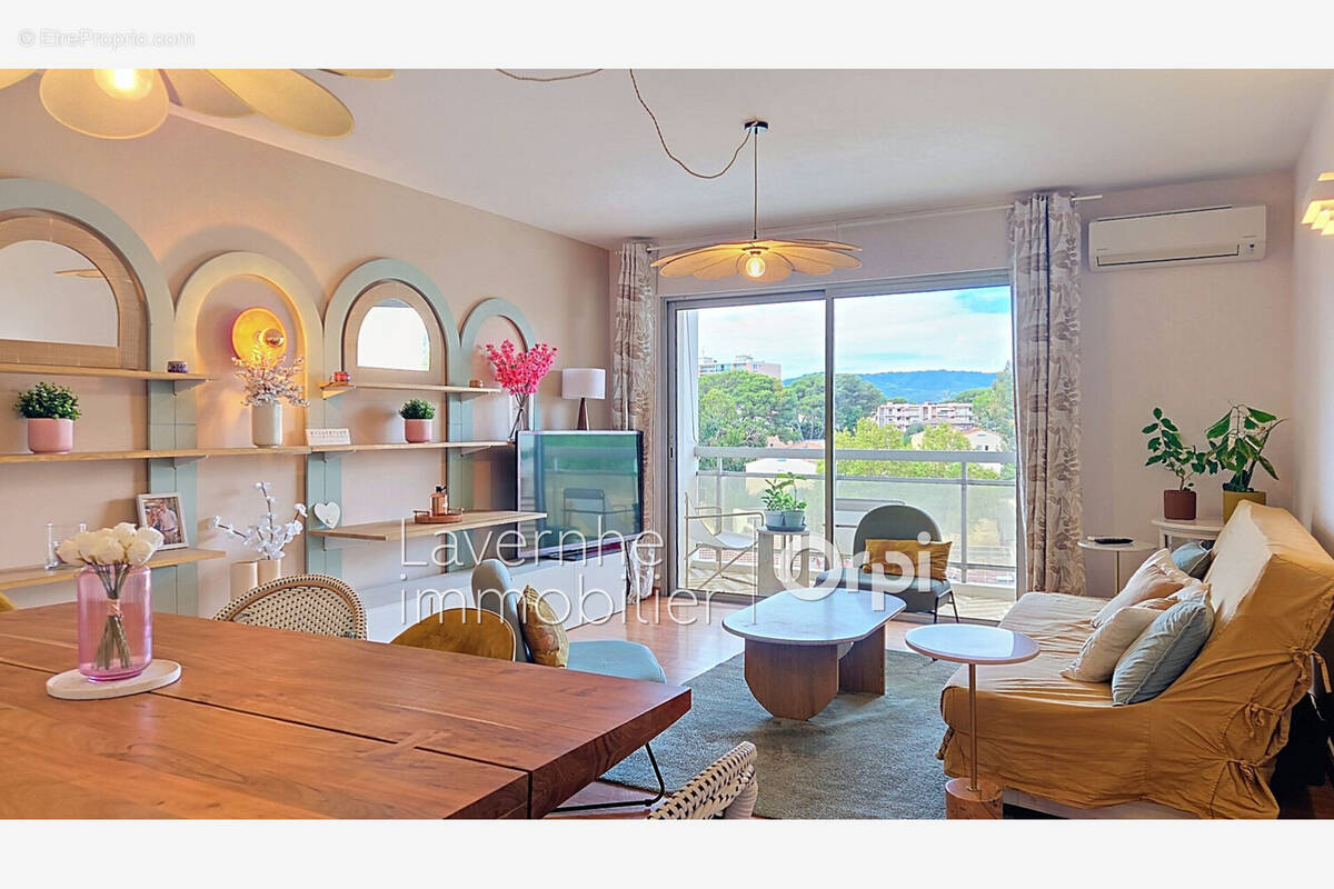 Appartement à LE CANNET