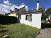 Maison à LE MESNIL-SAINT-DENIS