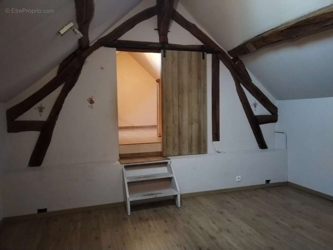 Maison à EGREVILLE
