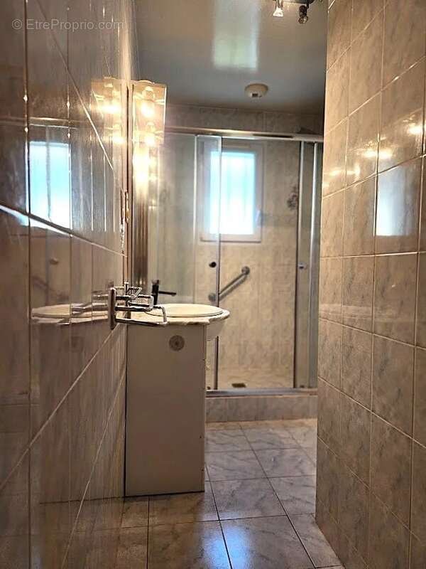 Maison à PARCAY-MESLAY