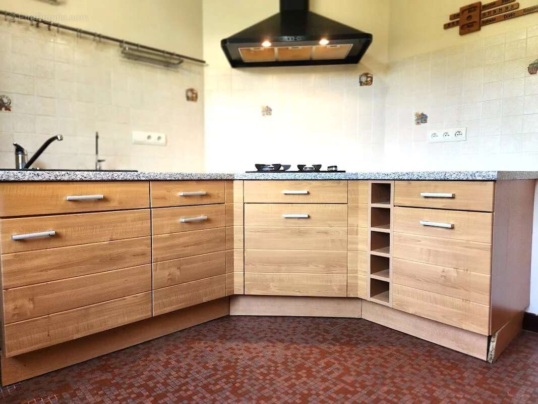 Maison à PARCAY-MESLAY